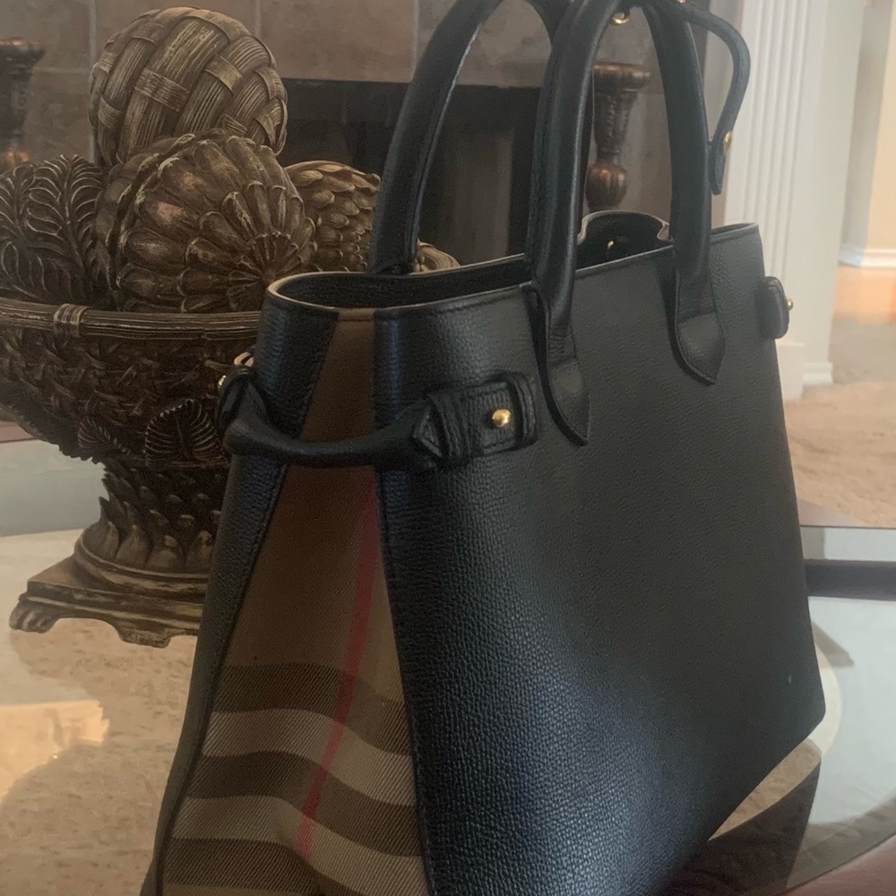 Beautiful Burberry Purse